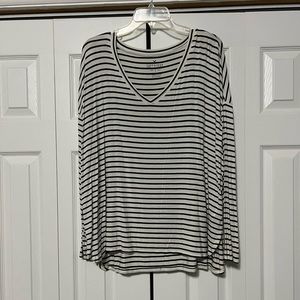 3/$12 🎉 American Eagle Soft & Sexy long sleeve